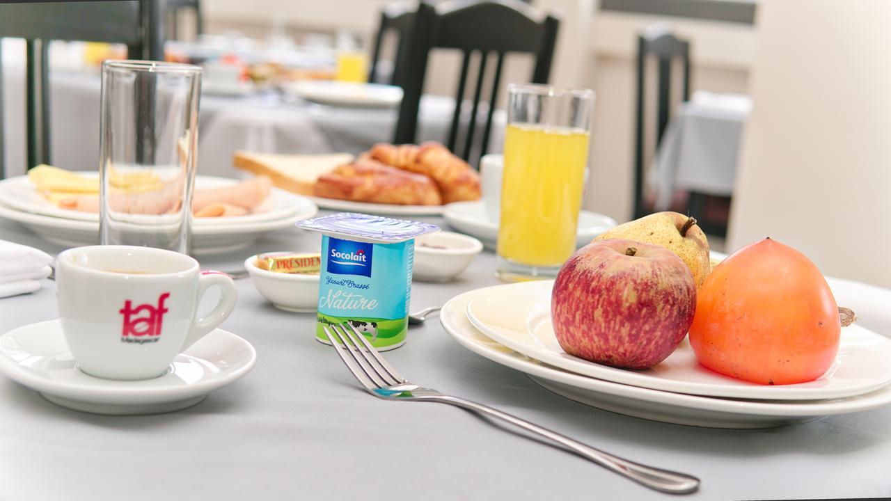 אנטננריבו Lova Hotel מראה חיצוני תמונה