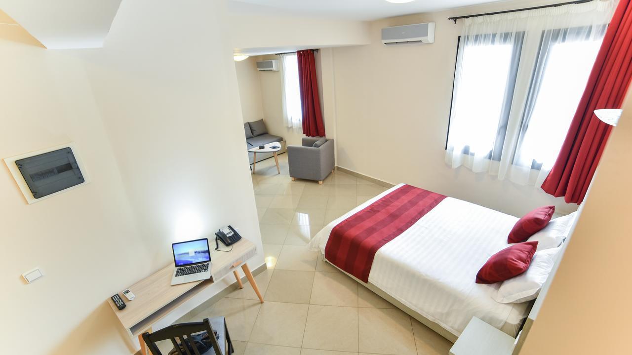 אנטננריבו Lova Hotel מראה חיצוני תמונה